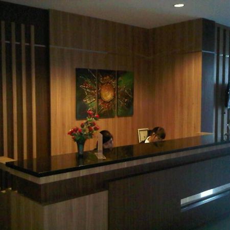 Benteng Hotel Pekanbaru Exterior foto